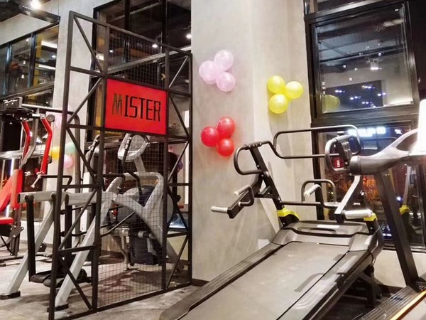 Proyecto de equipo de gimnasio en Indonesia