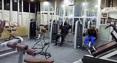 Proyecto de equipo de gimnasio en Irak